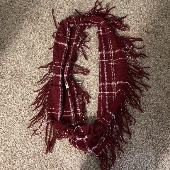 Infinity scarf - Picture 1 of 1